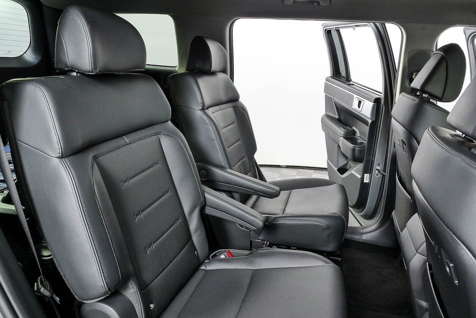 New 2026 Hyundai Santa Fe Limited FWD image 23