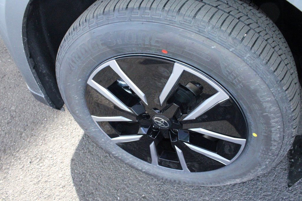 New 2026 Toyota bZ XLE AWD/4WD image 55