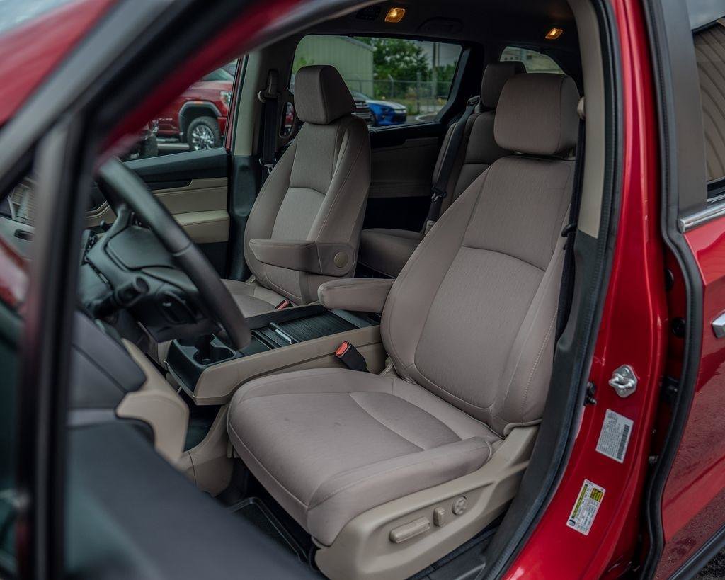 Used 2022 Honda Odyssey EX image 13