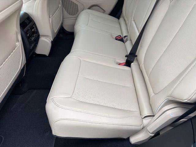 New 2025 Jeep Grand Cherokee Limited w/ Luxury Tech Group II image 28