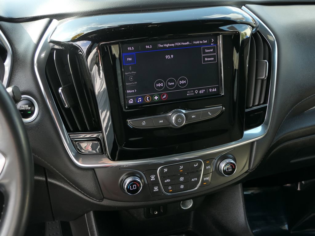 Used 2023 Chevrolet Traverse LT image 19