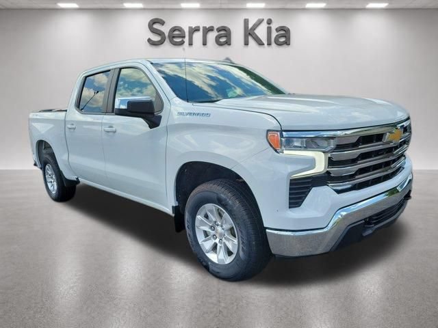 Used 2025 Chevrolet Silverado 1500 LT AWD/4WD image 7