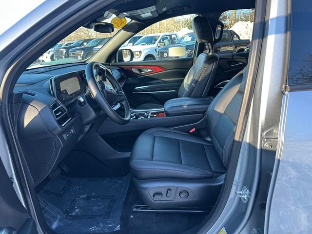 Used 2025 Chevrolet Traverse Z71 image 25