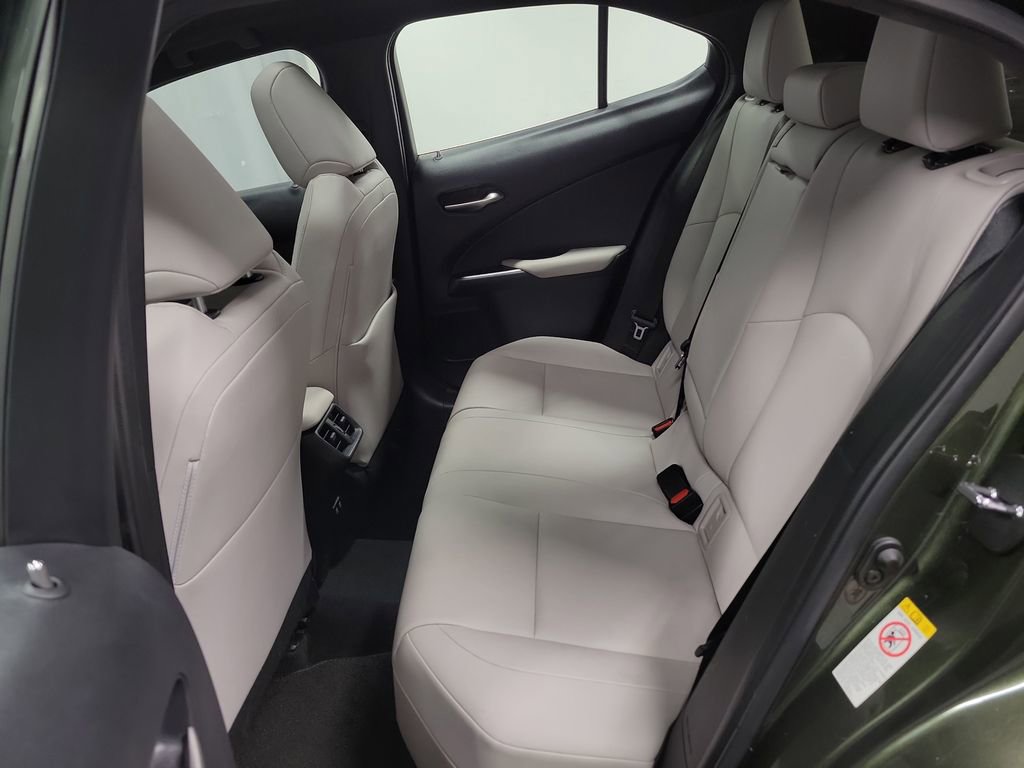 Used 2019 Lexus UX 200 w/ Premium Package image 24