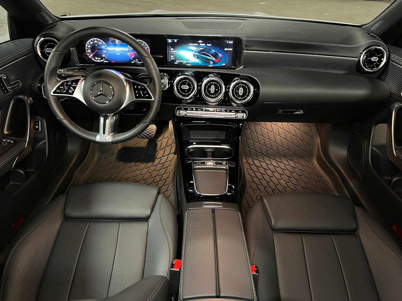 Used 2026 Mercedes-Benz CLA 250 4MATIC image 34