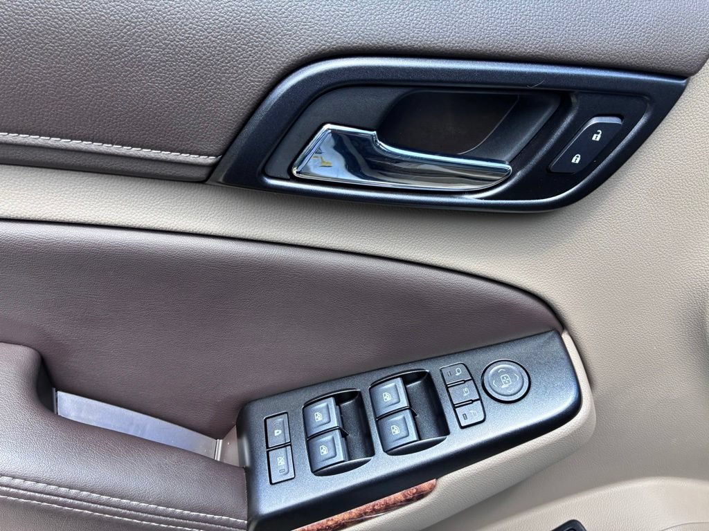 Used 2020 Chevrolet Suburban Premier RWD image 26