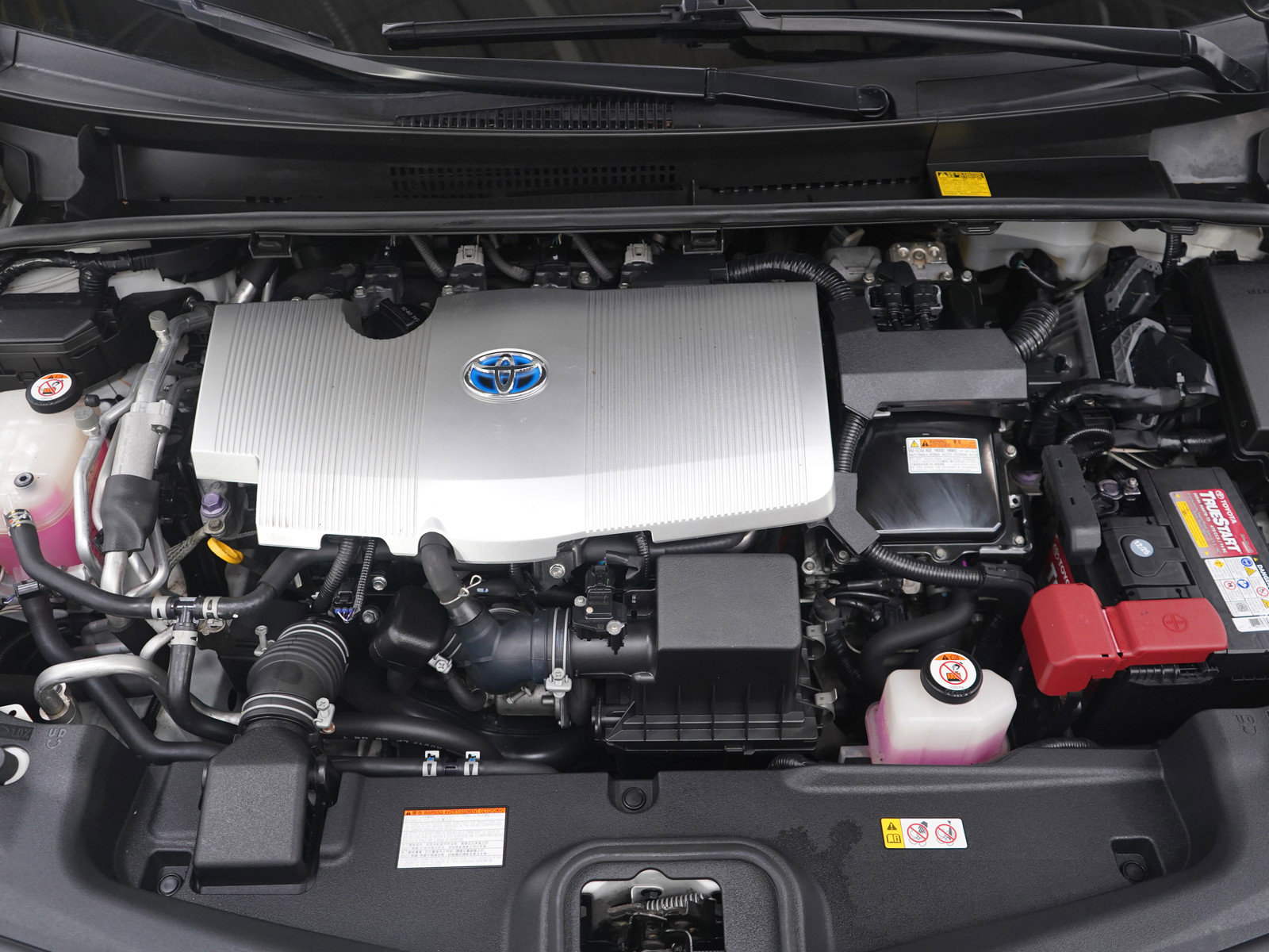 Used 2018 Toyota Prius Prime Premium image 28