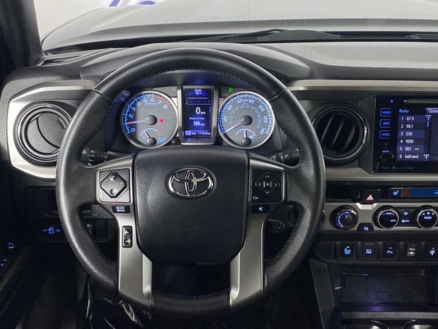 Used 2017 Toyota Tacoma Limited w/ Tow Package AWD/4WD image 18