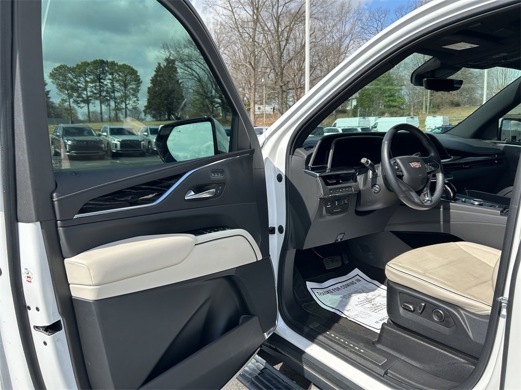 Certified 2021 Cadillac Escalade Sport w/ Driver Assist Tech Package image 16