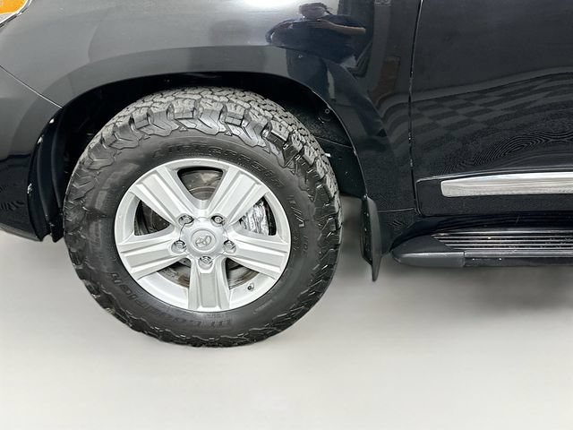 Used 2014 Toyota Land Cruiser AWD/4WD image 38