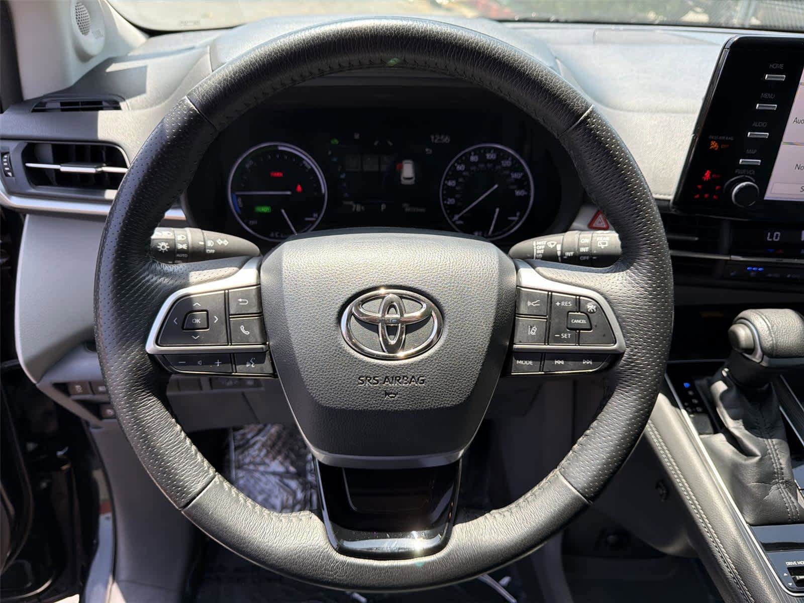 Used 2021 Toyota Sienna Limited AWD/4WD image 16