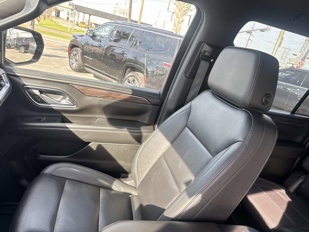 Certified 2024 Chevrolet Suburban LT image 15