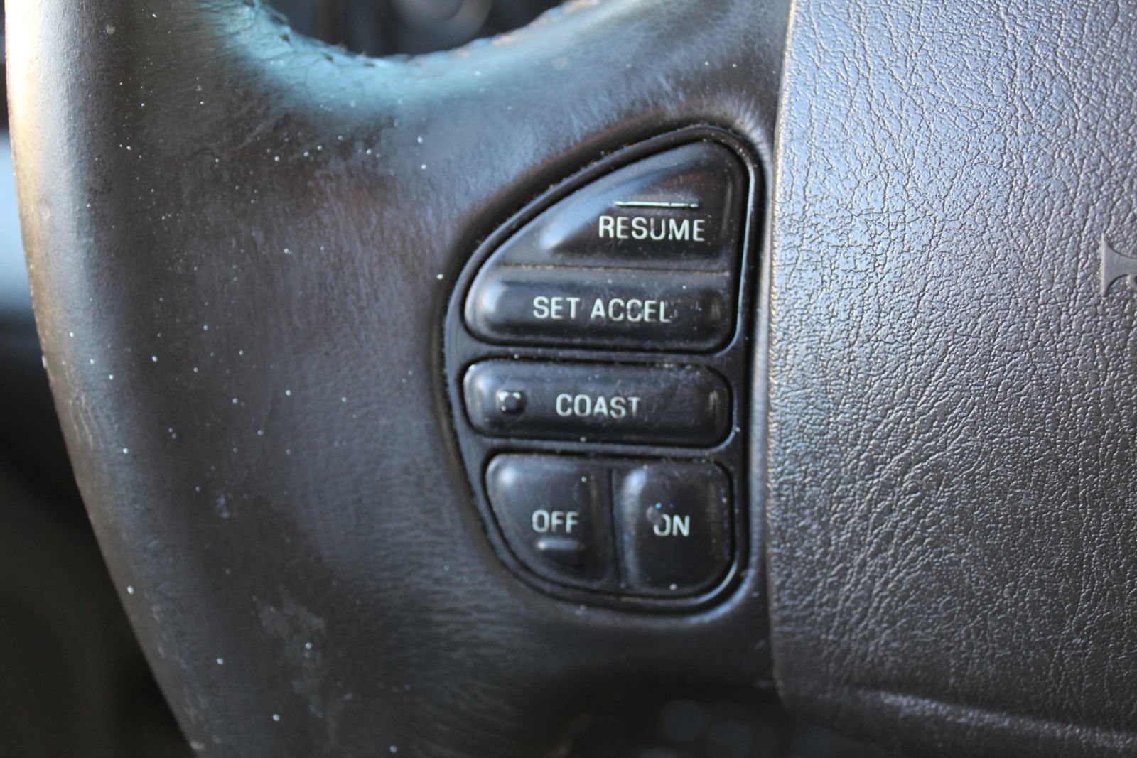 Used 2005 Ford F350 Lariat RWD image 16