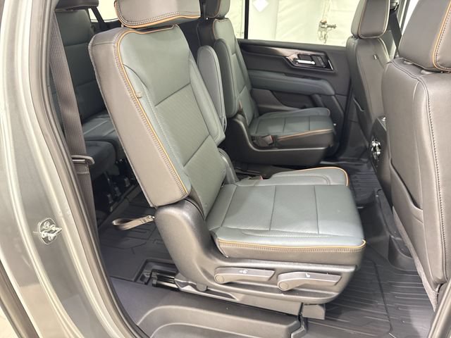 New 2026 GMC Yukon XL AT4 w/ LPO, Floor Liner Package AWD/4WD image 27