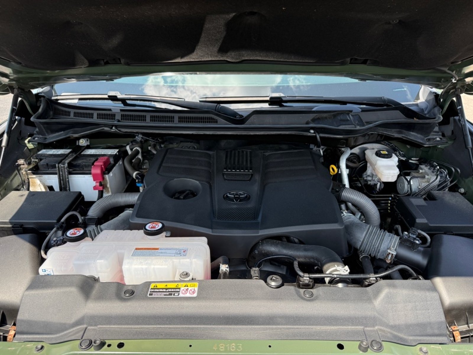 Used 2022 Toyota Tundra SR AWD/4WD image 36