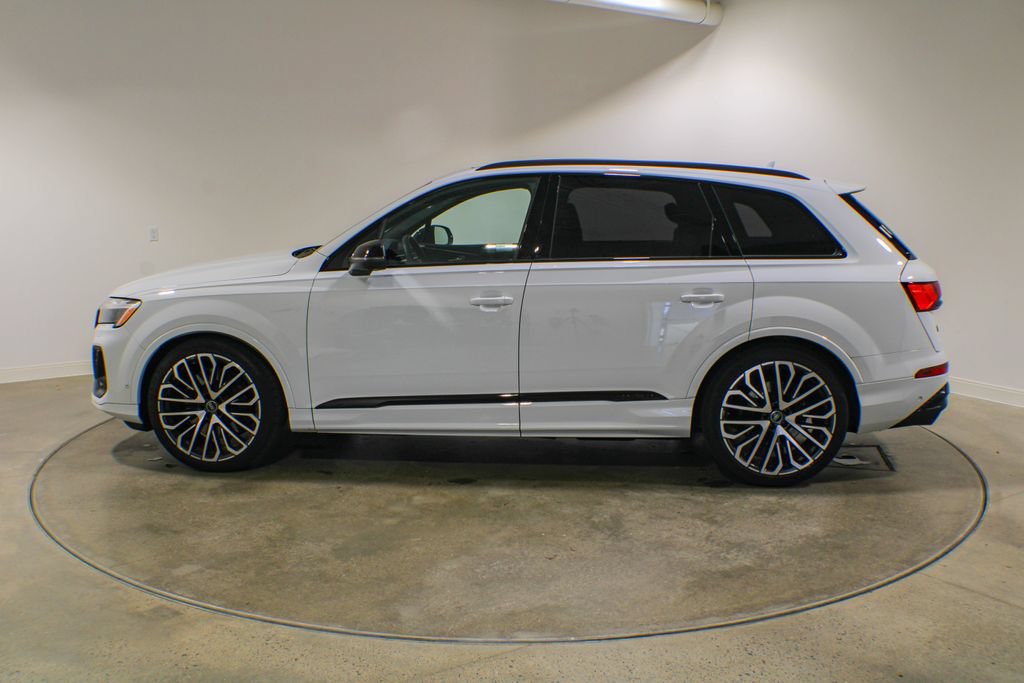Used 2025 Audi SQ7 Prestige AWD/4WD image 27