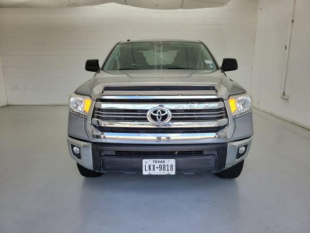 Used 2017 Toyota Tundra SR5 RWD image 3