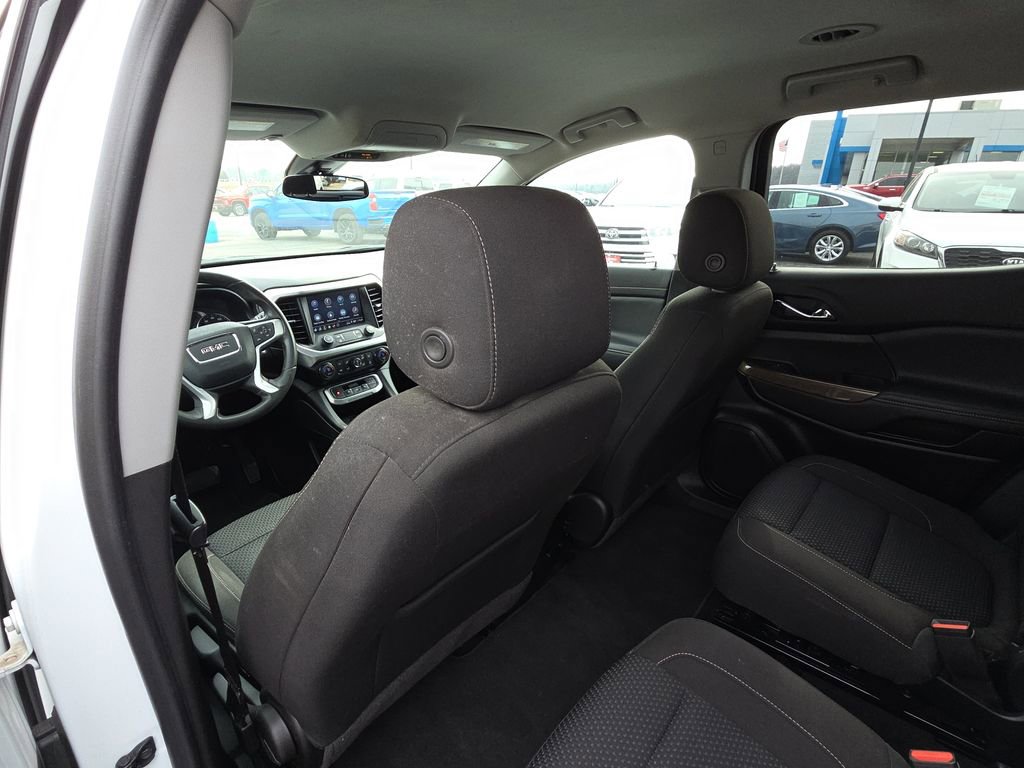 Used 2023 GMC Acadia SLE image 27