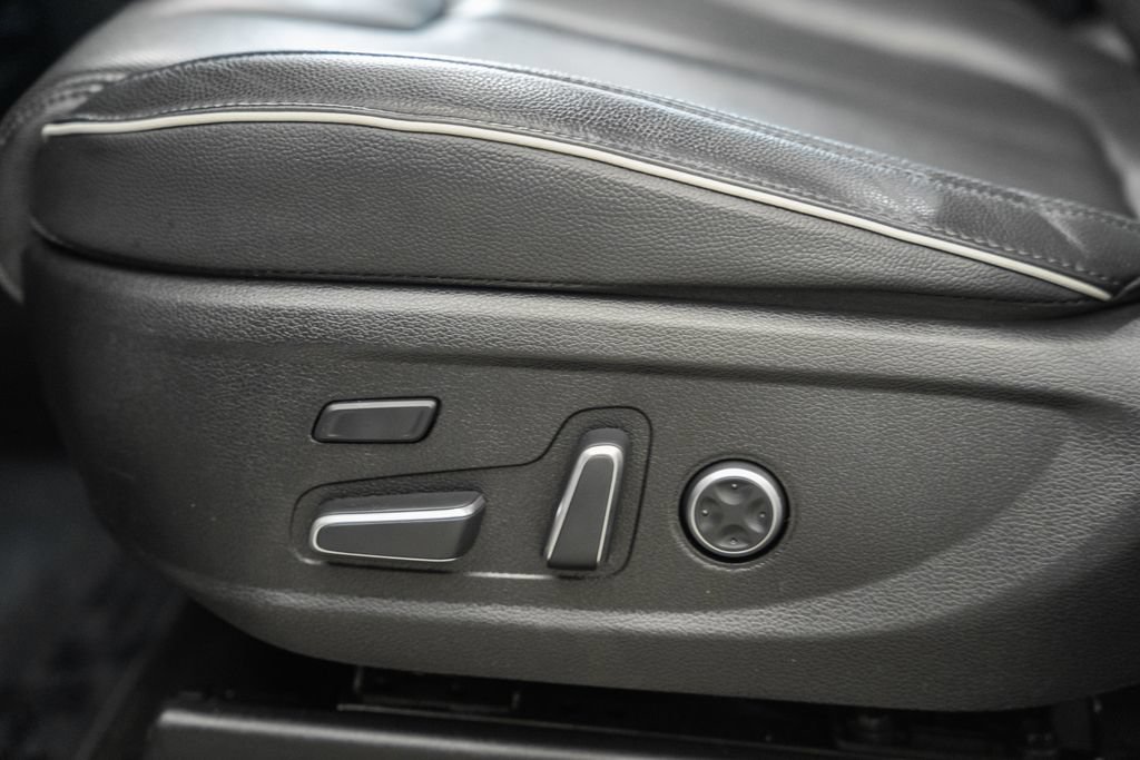 Used 2024 Hyundai Palisade Limited FWD image 34