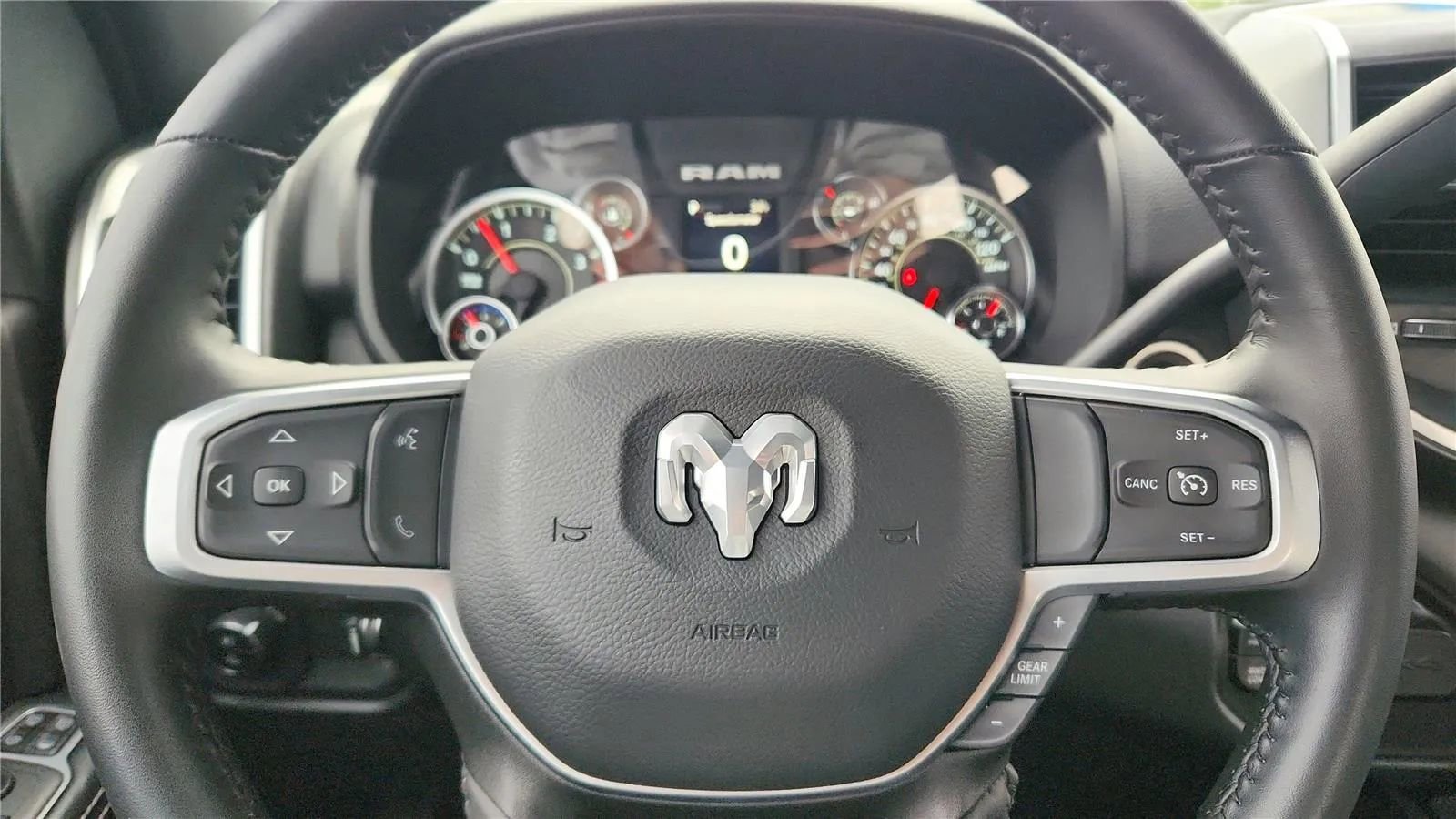 Used 2024 RAM 2500 Big Horn w/ Towing Technology Group image 11