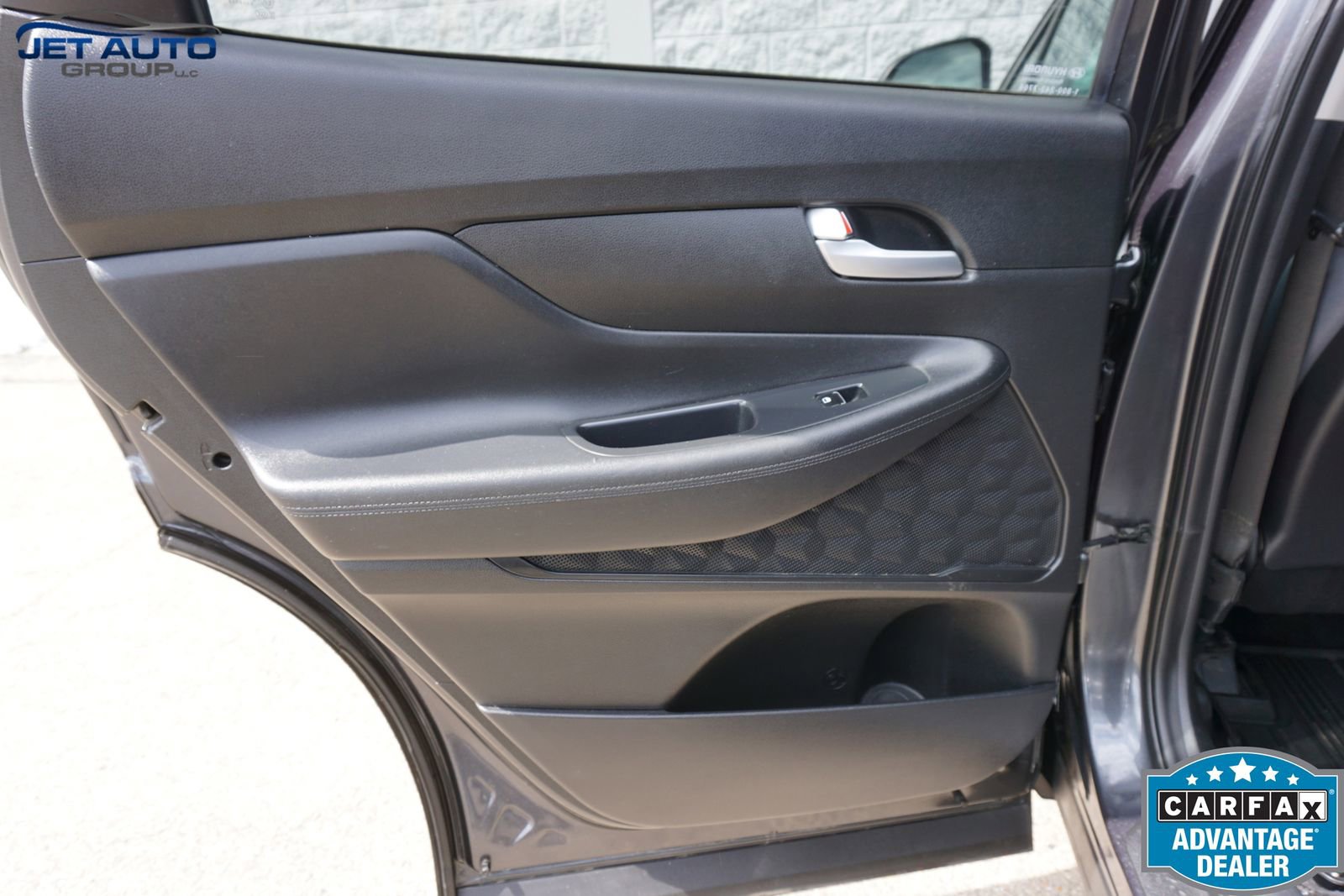 Used 2020 Hyundai Santa Fe SE AWD/4WD image 20
