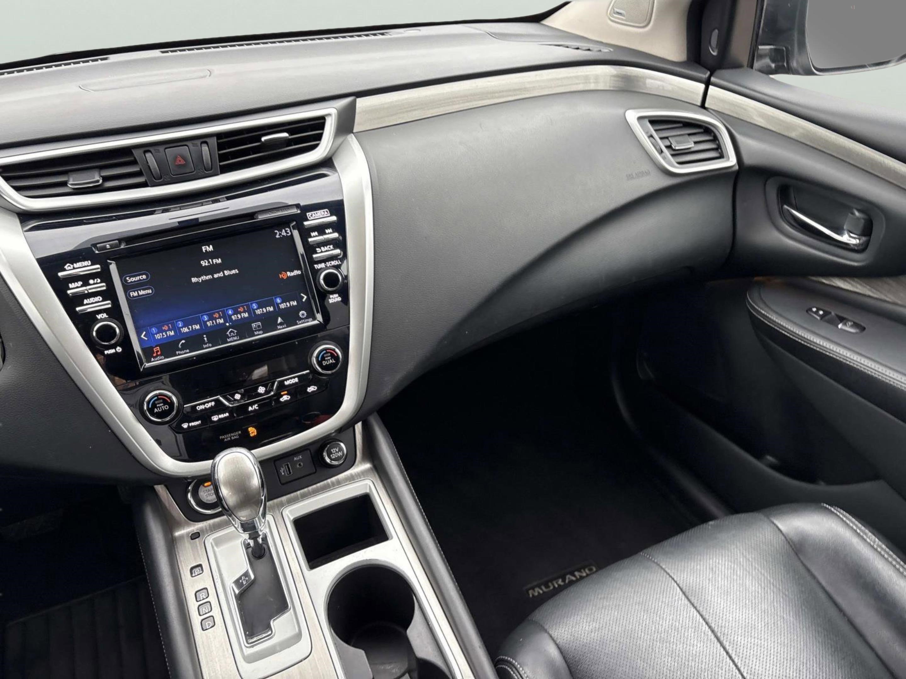 Used 2018 Nissan Murano SL w/ Moonroof Package image 16