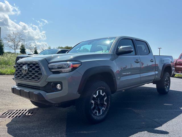 Used 2022 Toyota Tacoma TRD Off-Road AWD/4WD image 8