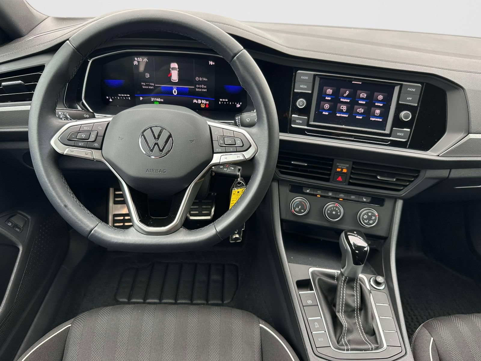 Certified 2024 Volkswagen Jetta Sport FWD image 9