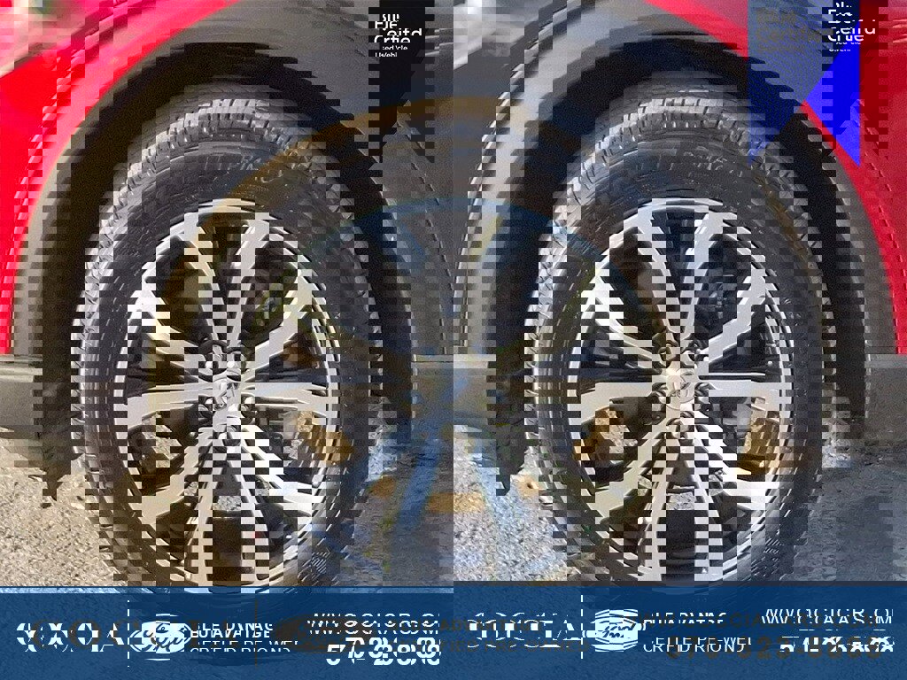 Certified 2025 Ford Explorer ST-Line image 8