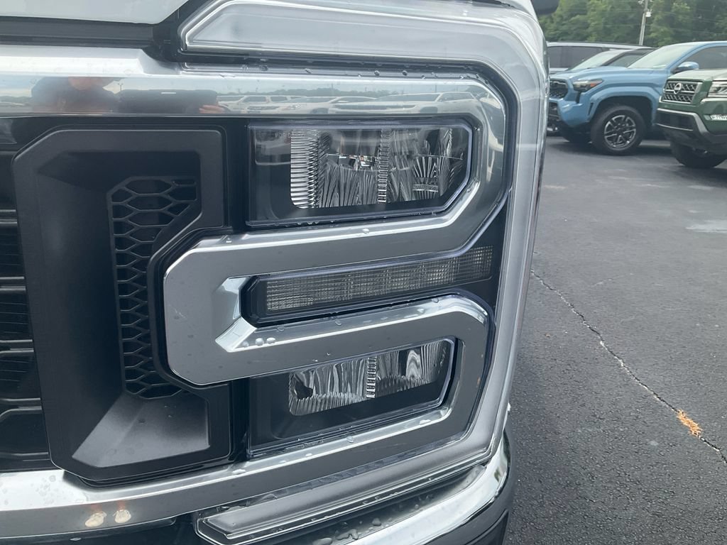 New 2026 Ford F350 Lariat w/ Chrome Package AWD/4WD image 9