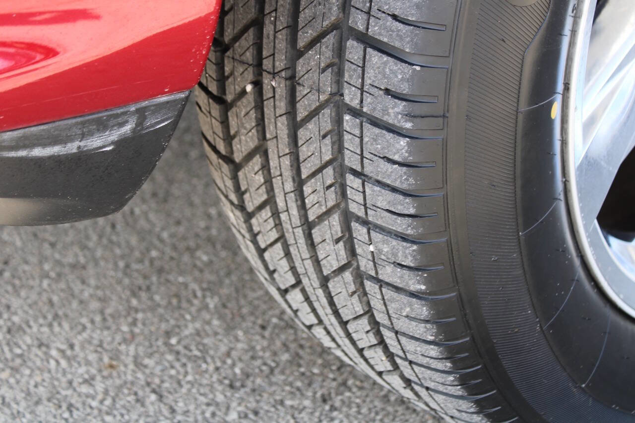 Used 2014 RAM 1500 Express image 12