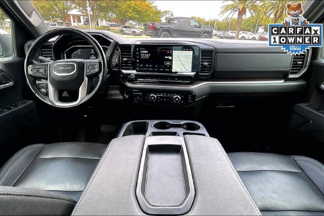 Used 2025 GMC Sierra 1500 SLT AWD/4WD image 15