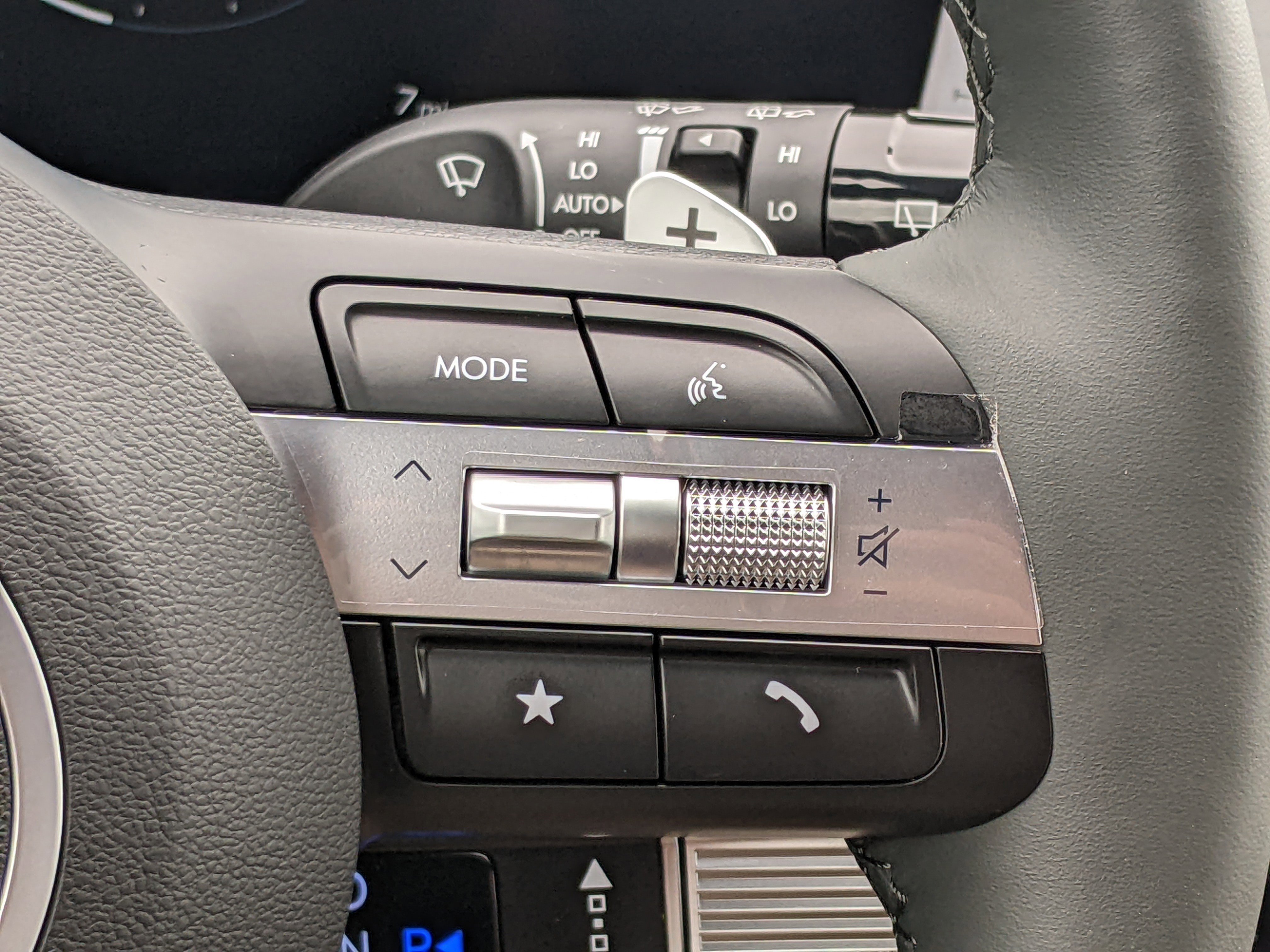 New 2026 Hyundai Tucson Limited image 25