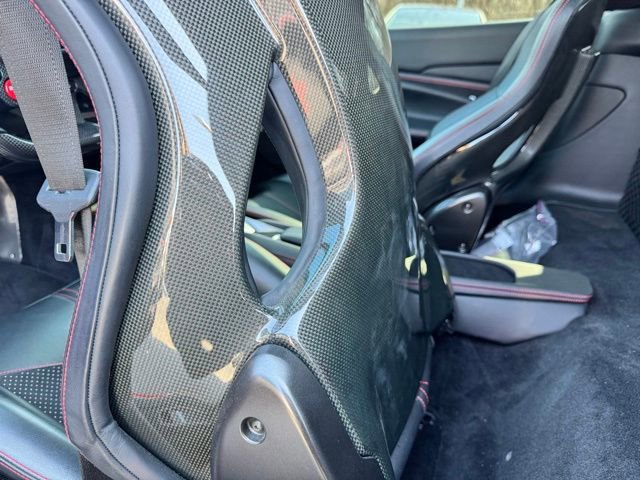 Used 2020 Ferrari F8 Tributo image 33