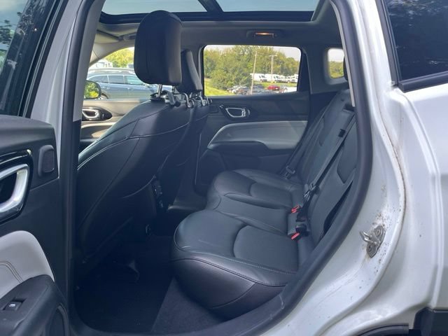 Used 2022 Jeep Compass Limited w/ Sun and Sound Group AWD/4WD image 11