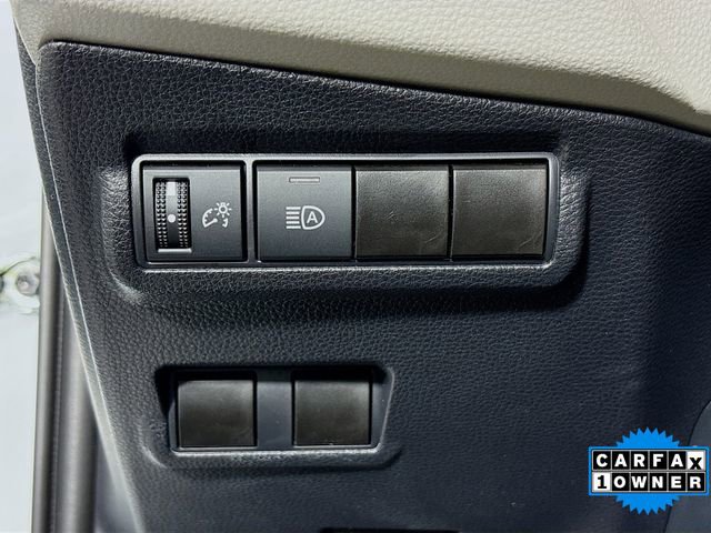 Used 2024 Toyota Corolla Cross L image 10