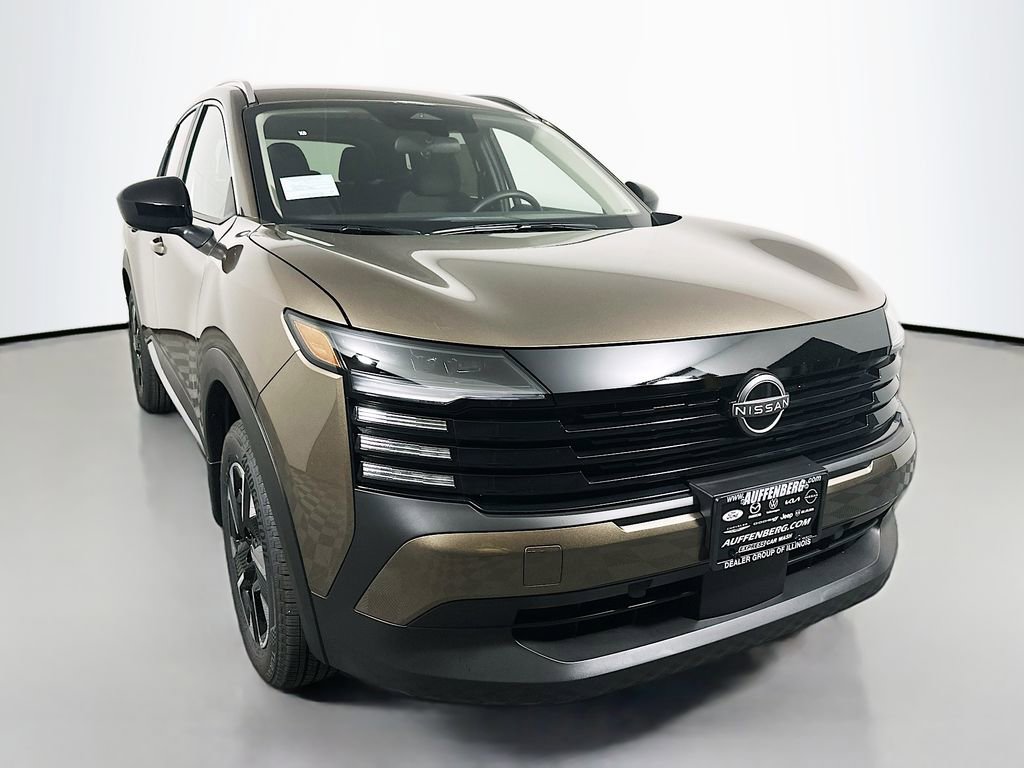 Used 2026 Nissan Kicks SV w/ Cold Weather Package image 1