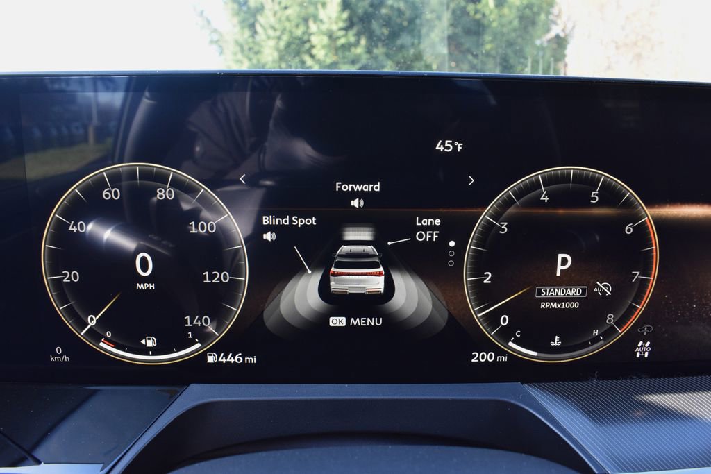 New 2025 INFINITI QX80 Luxe image 21