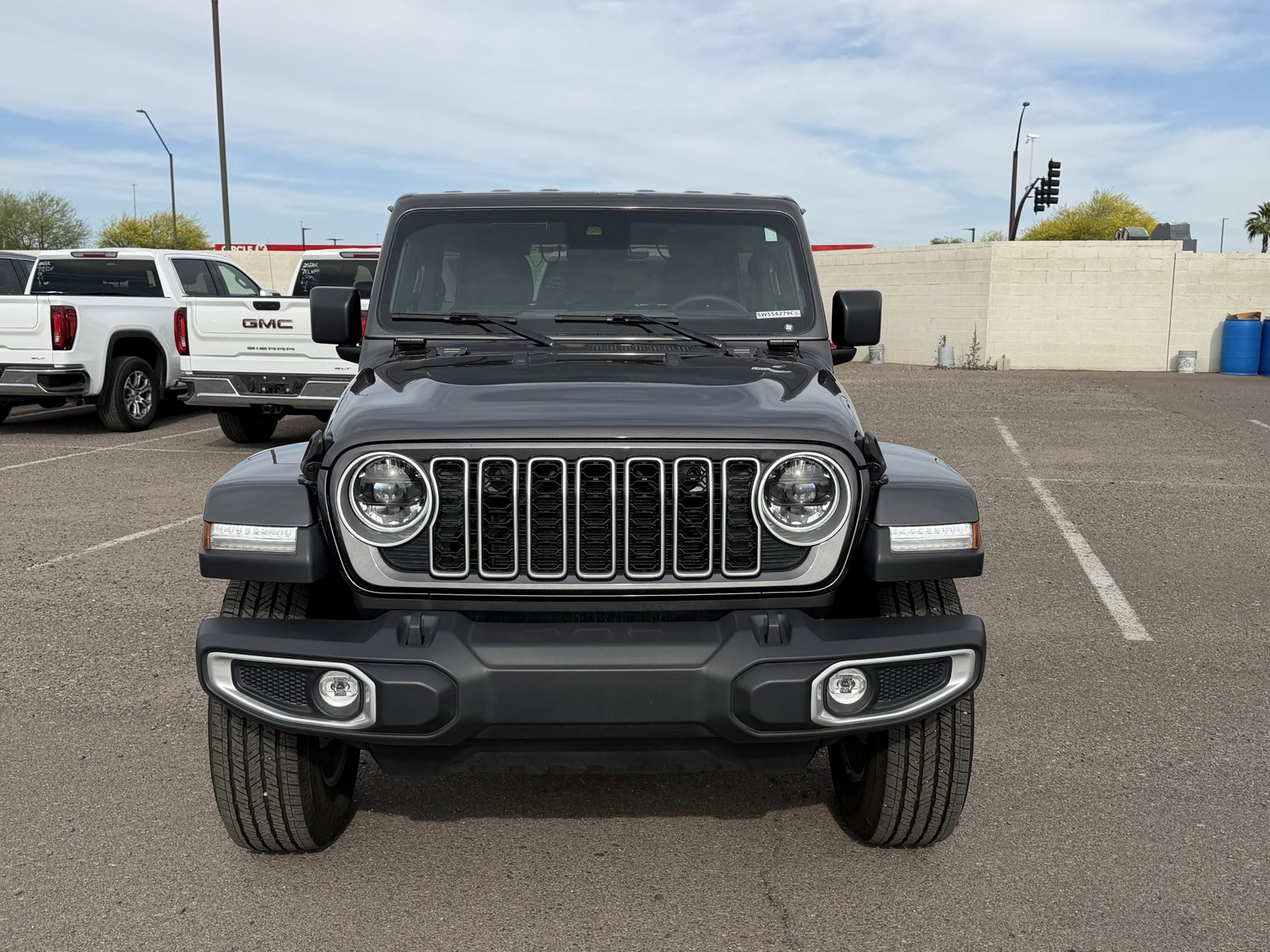 Used 2025 Jeep Wrangler Sahara image 7