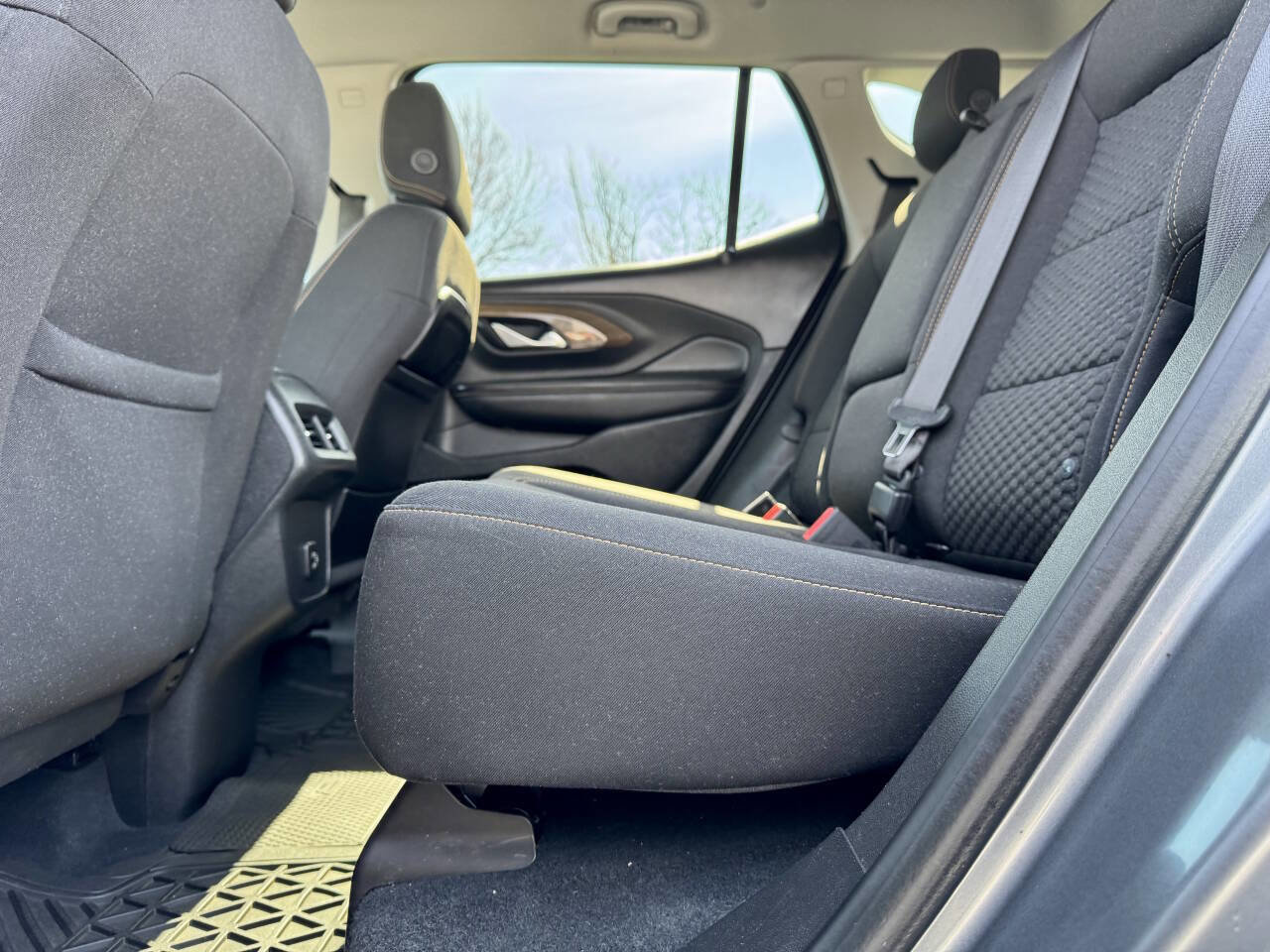 Used 2019 GMC Terrain SLE image 28