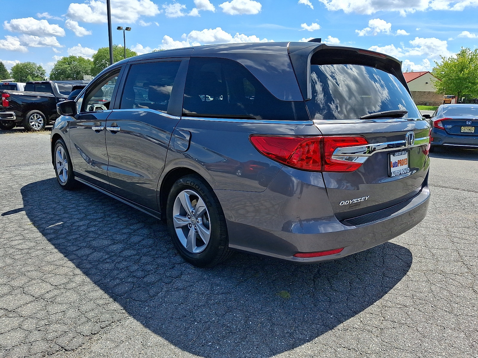 Used 2018 Honda Odyssey EX image 4