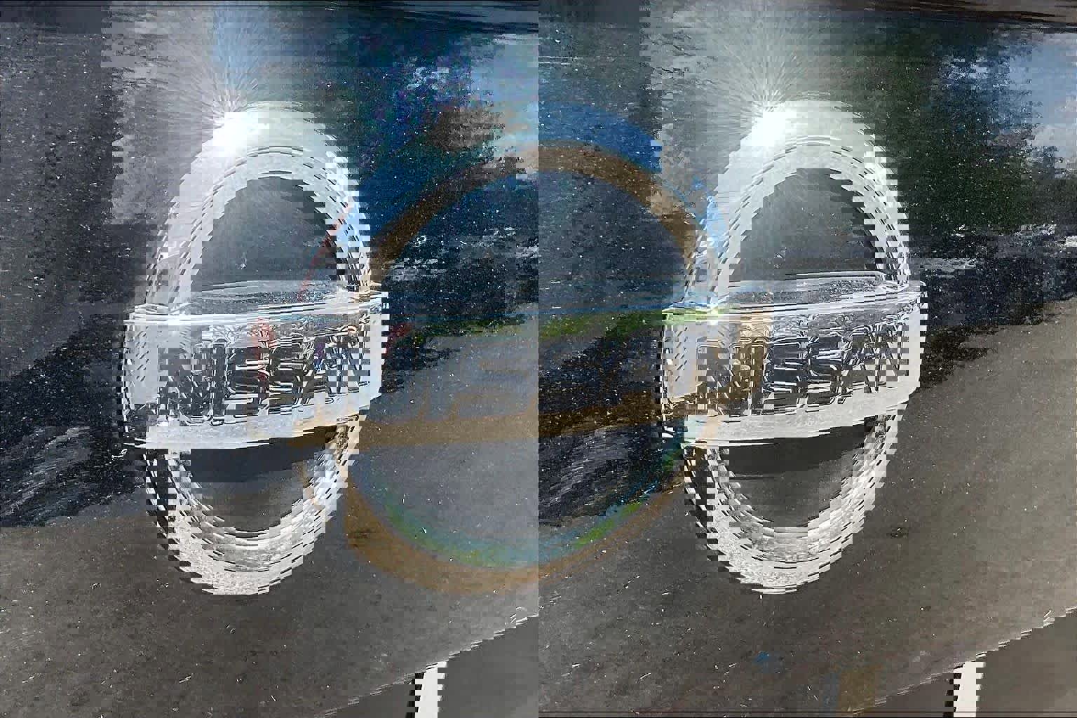 Used 2021 Nissan Versa SR w/ Convenience Package image 30