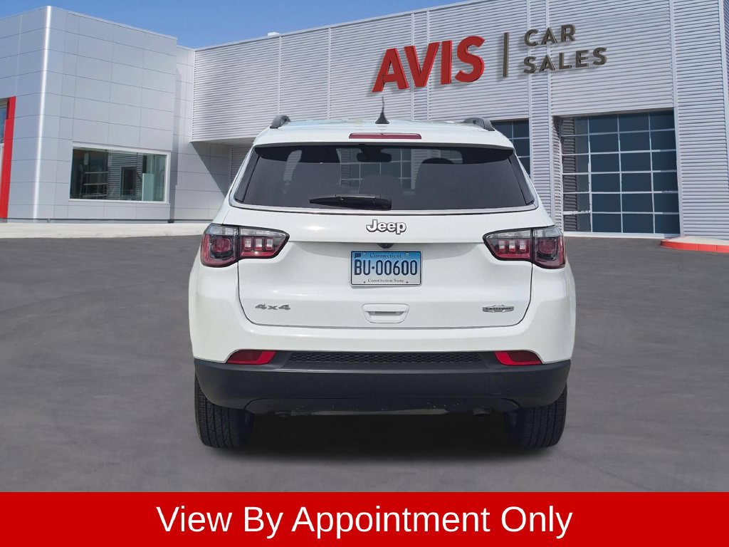 Used 2025 Jeep Compass Latitude AWD/4WD image 7