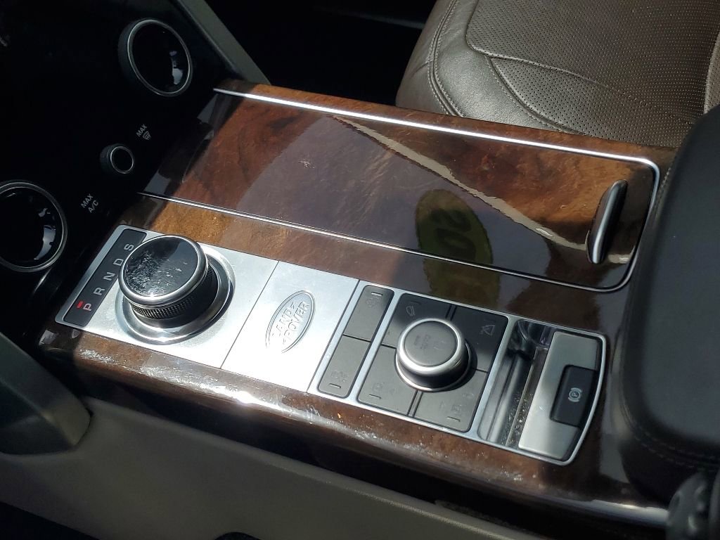 Used 2018 Land Rover Range Rover Supercharged AWD/4WD image 24