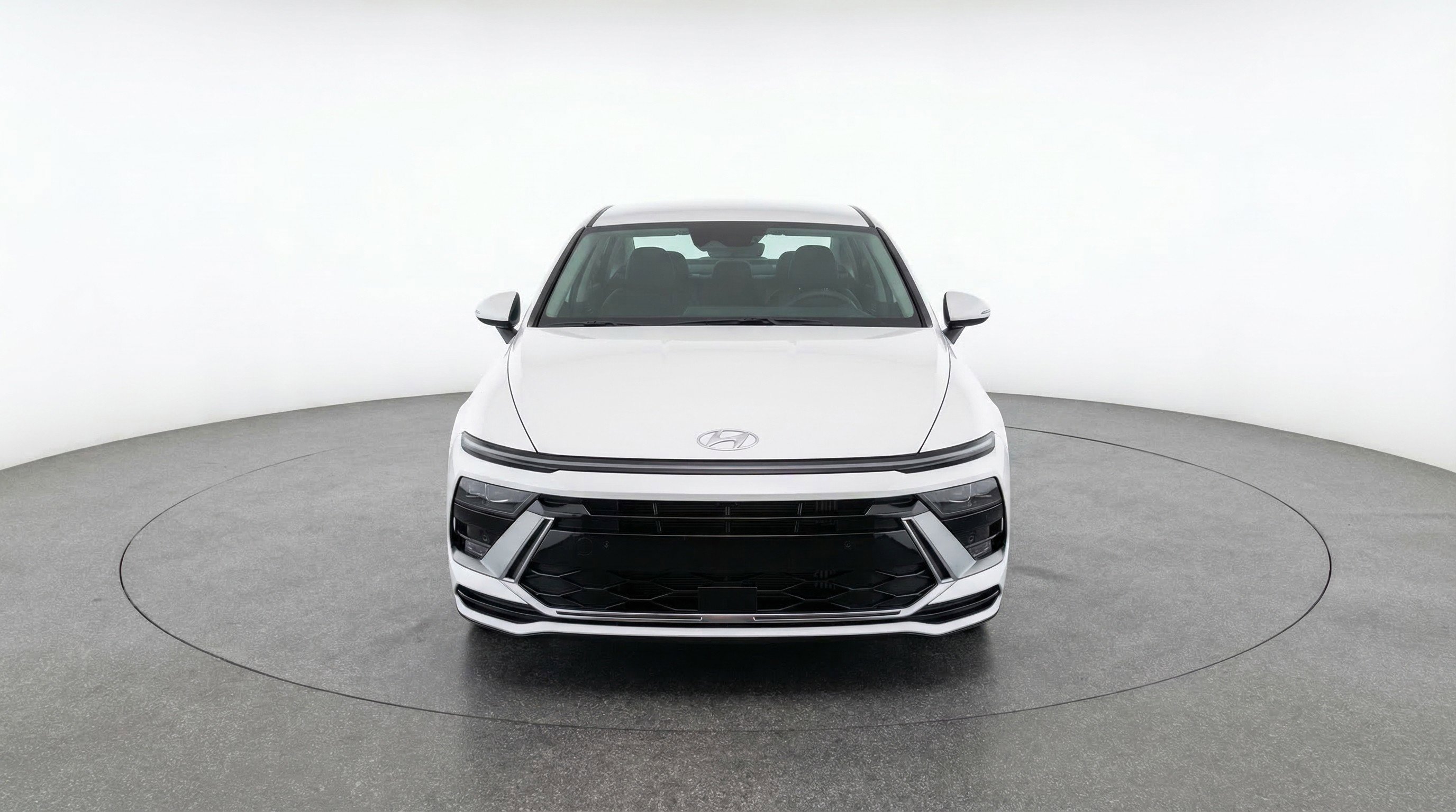 Used 2025 Hyundai Sonata SEL image 2