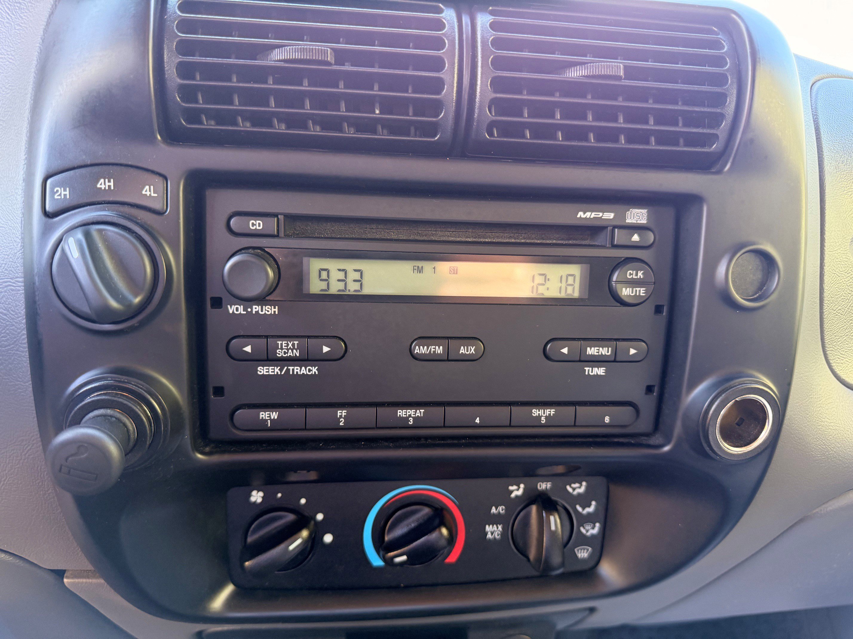 Used 2011 Ford Ranger Sport image 12
