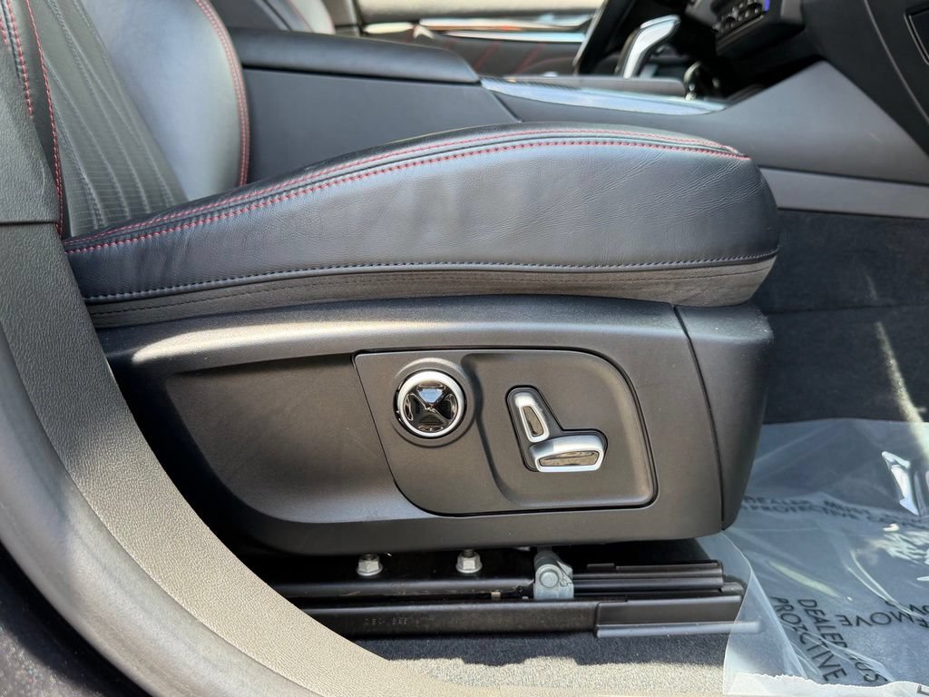 Used 2022 Maserati Levante Modena AWD/4WD image 36