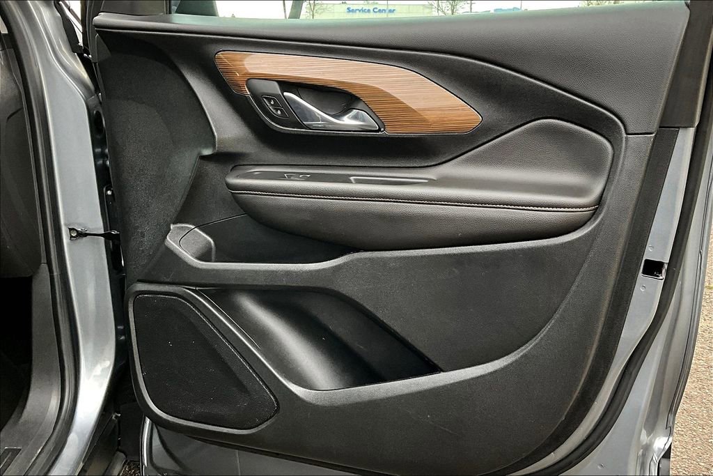 Used 2021 GMC Terrain SLE image 24