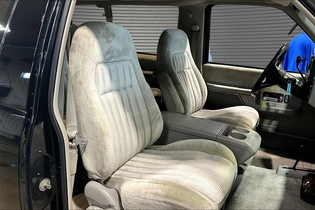 Used 1993 GMC Yukon 4WD 2-Door image 17