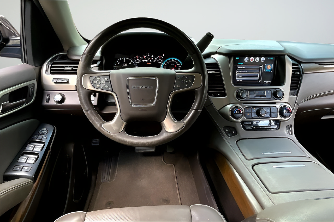 Used 2020 GMC Yukon Denali RWD image 8